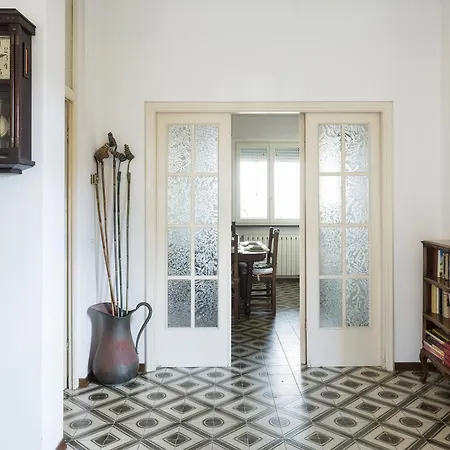Casa Adriana Дом отдыха Лидо-ди-Камайоре